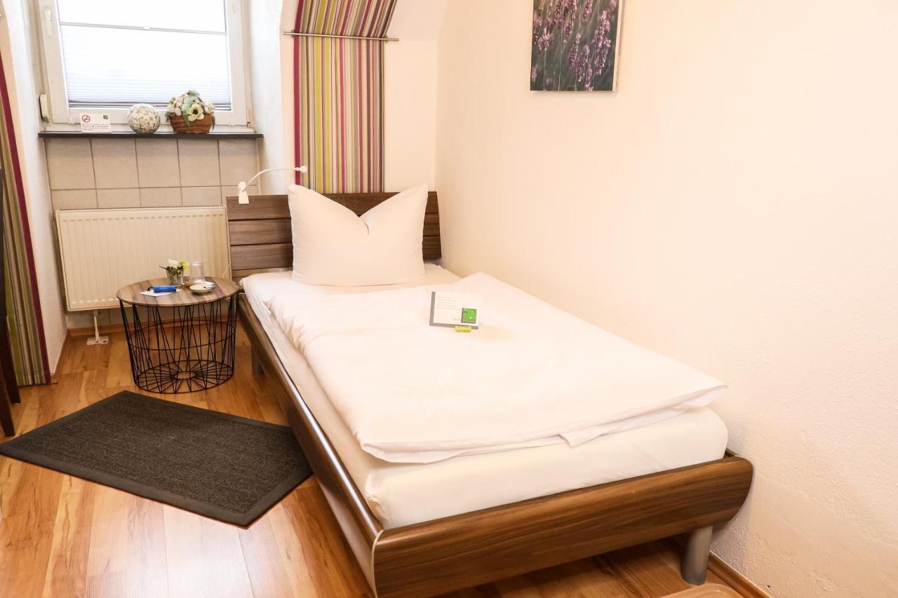 Gaestehaus Zur Linde Ingolstadt Dış mekan fotoğraf