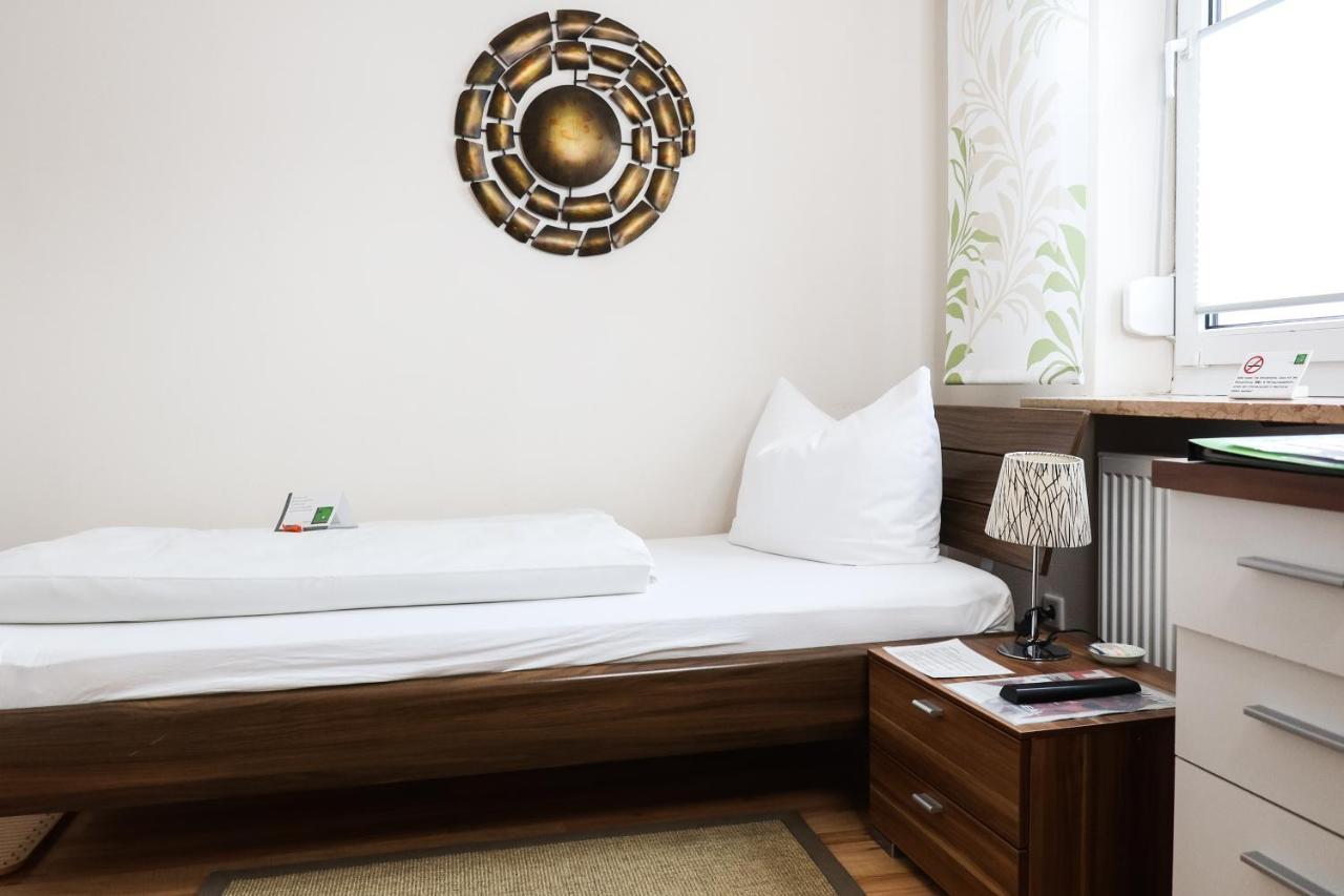 Gaestehaus Zur Linde Ingolstadt Dış mekan fotoğraf